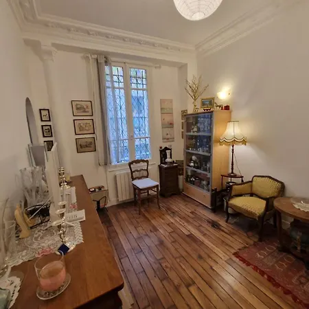 2 Pieces A Auteuil Апартаменты