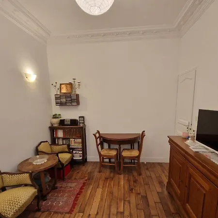 Apartman 2 Pieces A Auteuil Párizs